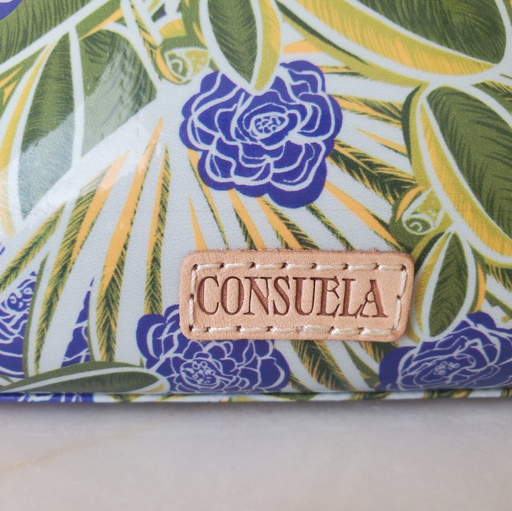 LOUISE MEDIUM COSMETIC CASE